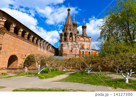 Krutitskoe Compound Cathedral in Moscow Russia 14127300