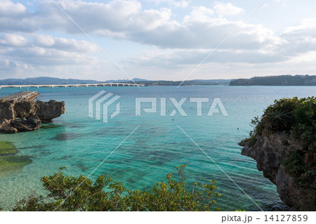 沖縄 古字利島の綺麗な海 沖縄 古字利島の綺麗な海 14127859