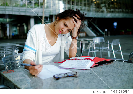 Stressed students in campus 14133094