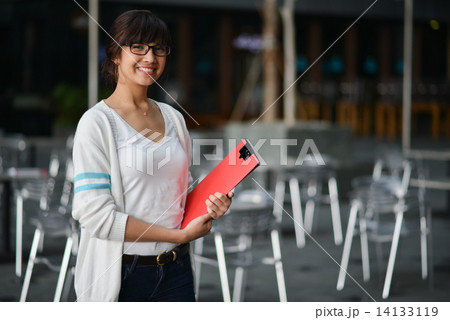 Young female pan-asian student in campus 14133119
