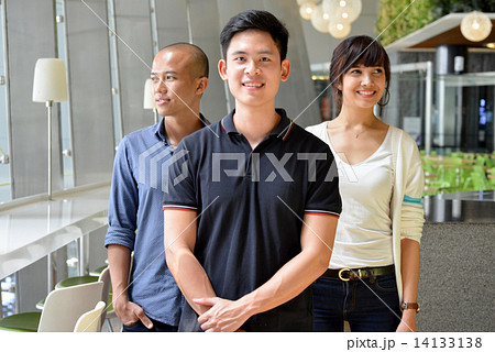 Young adults in campus 14133138