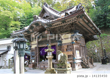 大阪府豊能郡能勢町にある能勢妙見山の本堂 大阪府豊能郡能勢町にある能勢妙見山の本堂 14135450