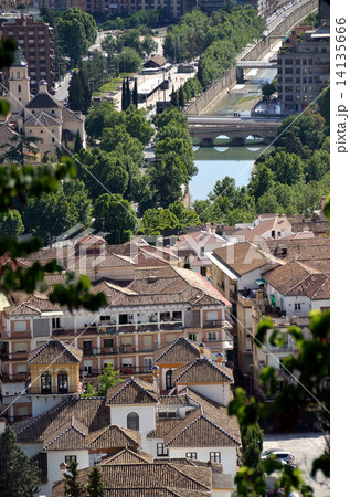 グラナダの町並み 14135666