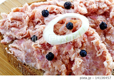 Meat paste Meat paste 14136457