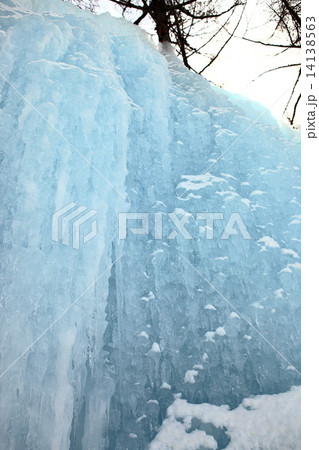 氷壁の写真素材 [14138563] - PIXTA