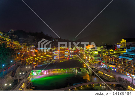 鳳凰古城 風景イメージ 夜 鳳凰古城 風景イメージ 夜 14139484