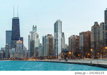 Chicago at dusk 14140125