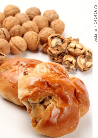 クルミパン 14141675
