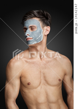 Skincare. Skincare. 14142147