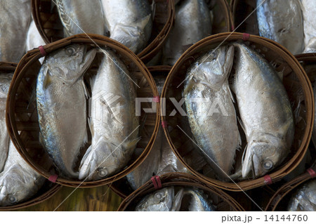 Streamed mackerel in bamboo basket Streamed mackerel in bamboo basket 14144760
