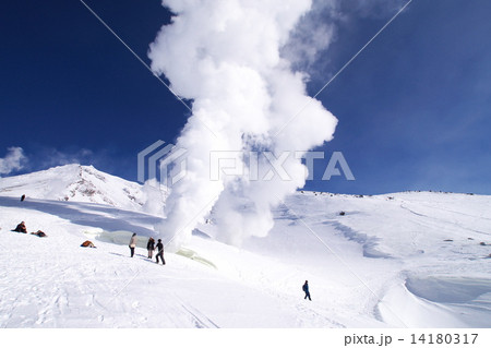 北海道の絶景は冬の旭岳 14180317