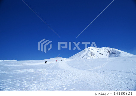 北海道の絶景は冬の旭岳 北海道の絶景は冬の旭岳 14180321