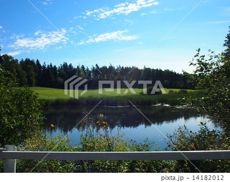 プリンスエドワード島の池 14182012