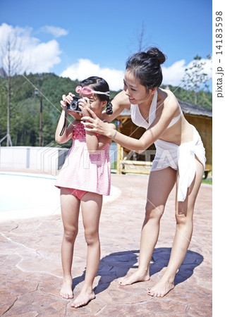 家族と夏休み 家族と夏休み 14183598