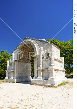 Roman Triumphal arch, Glanum, Saint-Remy-de-Provence, Provence, Roman Triumphal arch, Glanum, Saint-Remy-de-Provence, Provence, 14184085