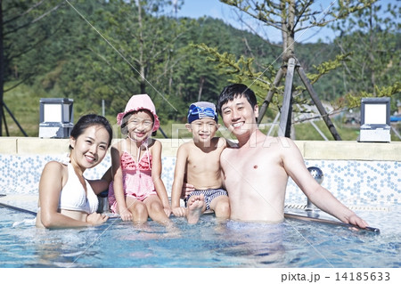 家族の夏休み 14185633