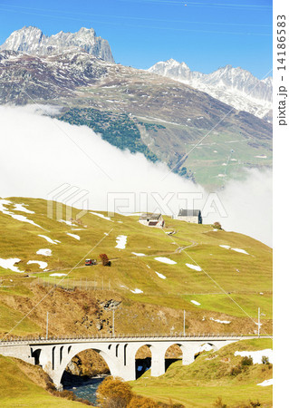 Alps landscape near Andermatt, canton Graubunden, Switzerland Alps landscape near Andermatt, canton Graubunden, Switzerland 14186583