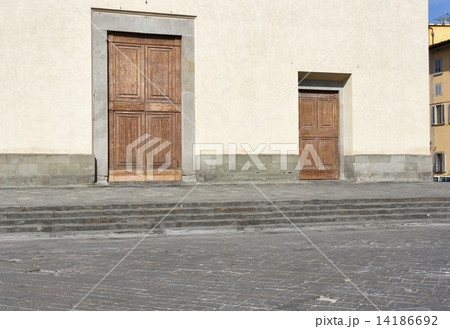 Basilica of the Holy Spirit facade doors in Florence 14186692