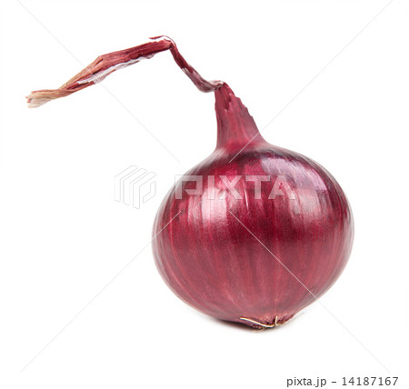 Beautiful onion isolated on white background 14187167