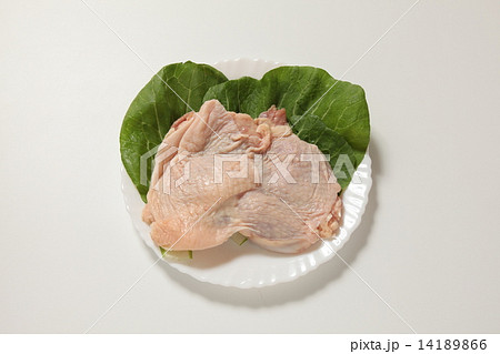 鶏モモ肉 14189866