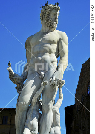 Fountain of Neptune in Florence, Italy Fountain of Neptune in Florence, Italy 14191332