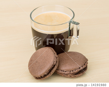 Coffee with macaroons 14191980