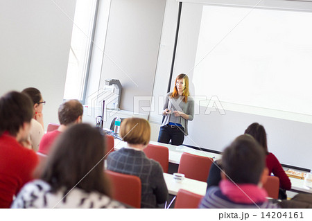 Lecture at university. 14204161