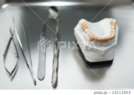 Set of metal medical equipment tools for teeth dental care 14211853