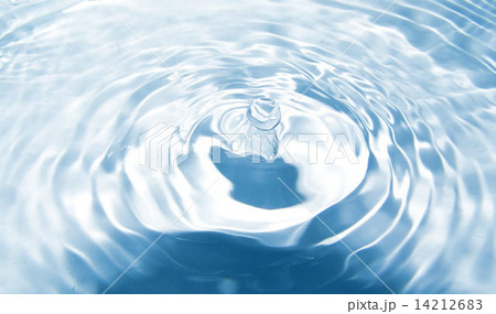Drop of water 14212683