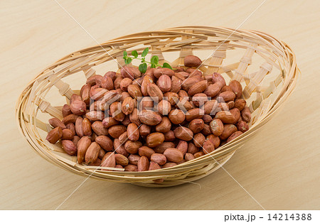 Peanut in the bowl Peanut in the bowl 14214388