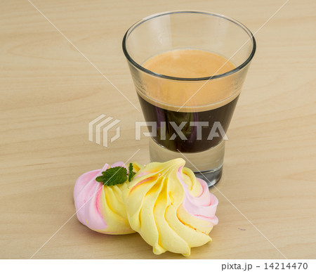 Meringue Meringue 14214470