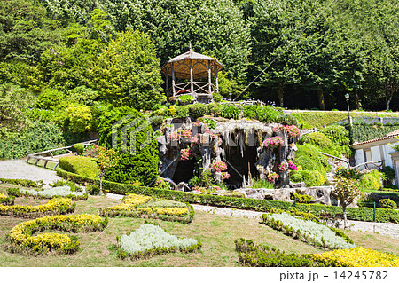 Garden at Bom Jesus 14245782