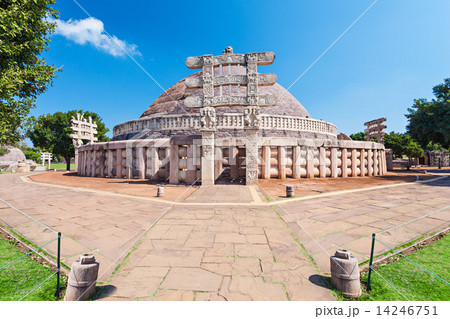 Sanchi Stupa, India 14246751
