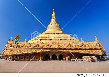 Global Vipassana Pagoda 14247013