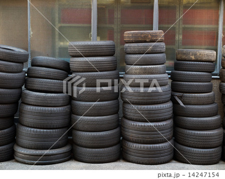 古タイヤ 古タイヤ 14247154