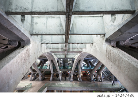 Gare do Oriente 14247436