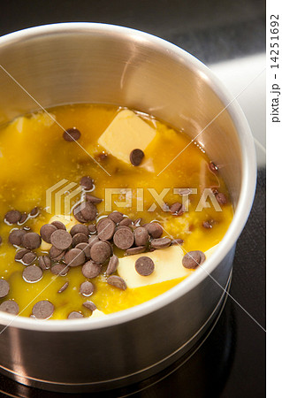 melting chocolate and butter 14251692