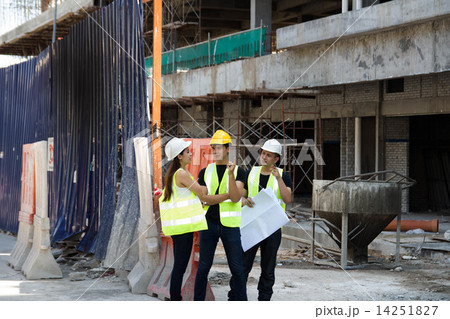 Occupations, contructions  14251827