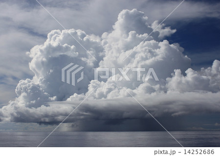 入道雲 14252686