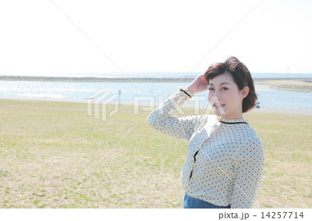 女性 女性 14257714