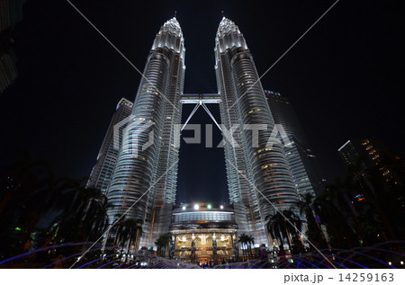 ペトロナスツインタワー 14259163