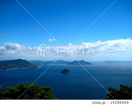 広島県宮島　弥山（みせん）からの眺望 14266009
