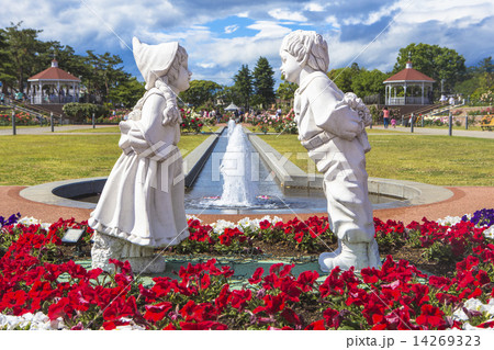 薔薇咲く敷島公園1 薔薇咲く敷島公園1 14269323