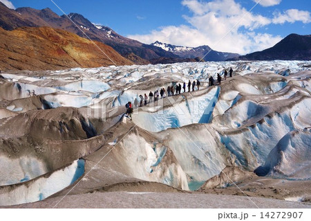 ビエドマ氷河のトレッキング 14272907
