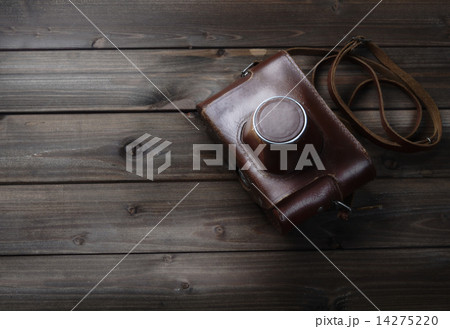 Old photo camera Old photo camera 14275220