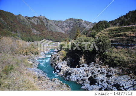 川のある風景 川のある風景 14277512