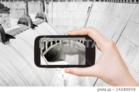 tourist taking photo of Hoover Dam tourist taking photo of Hoover Dam 14280059