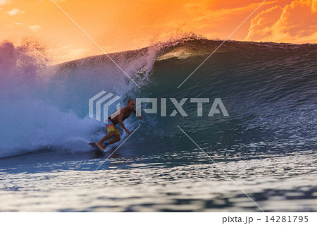 Surfer on Amazing Wave Surfer on Amazing Wave 14281795