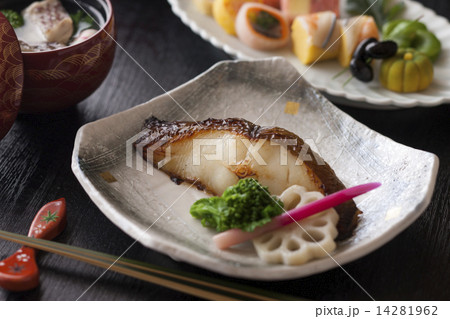 会席料理の焼き物 14281962