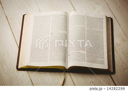 An Open bible An Open bible 14282299